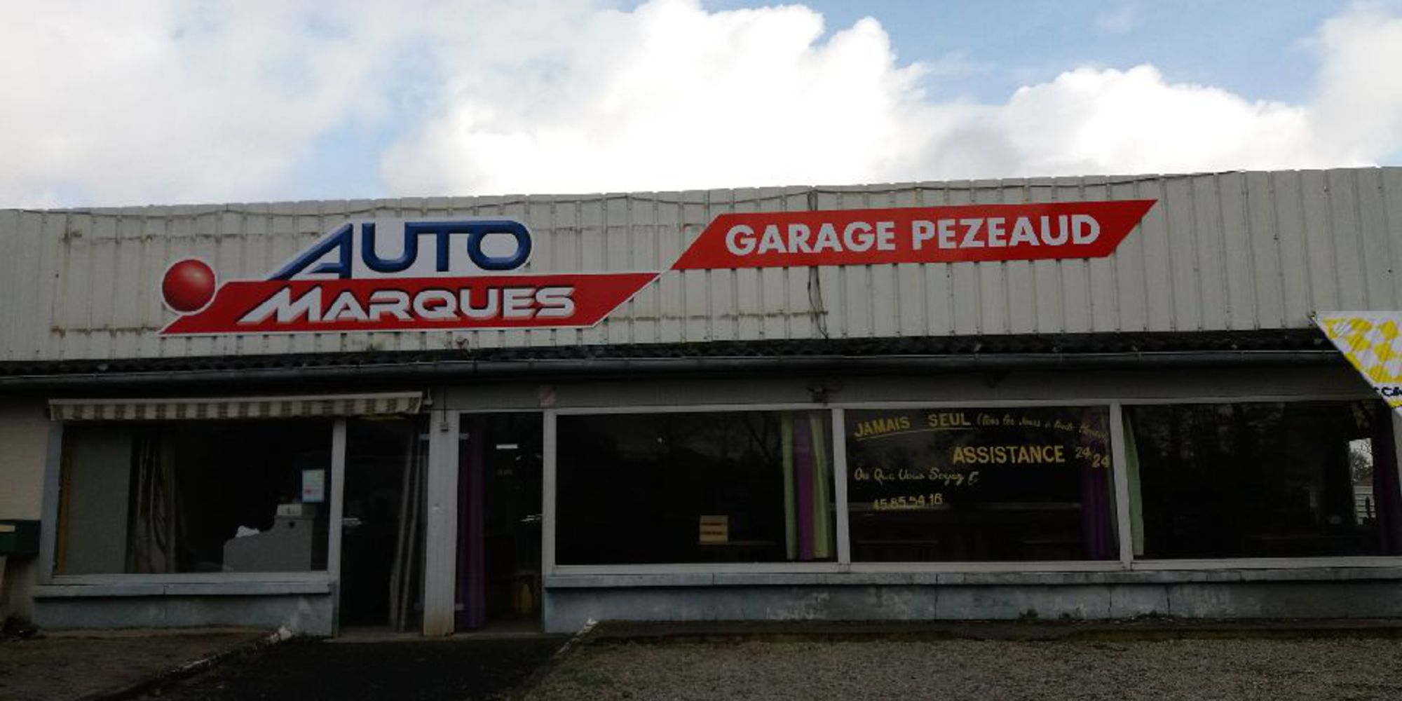 GARAGE PEZEAUD